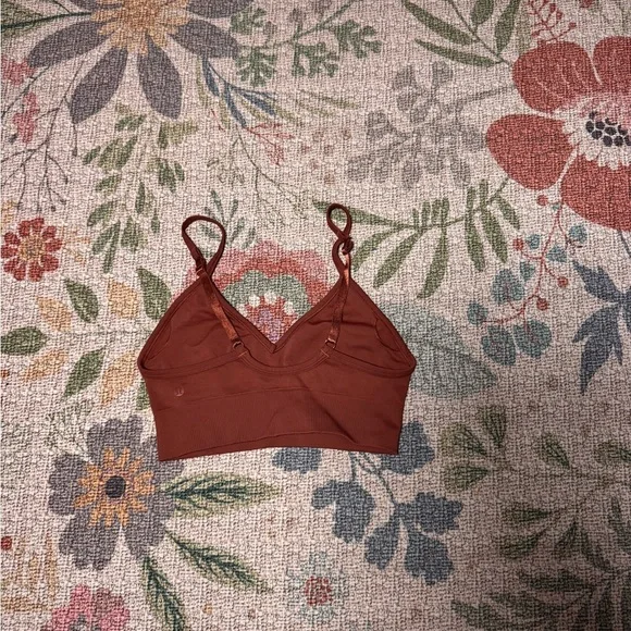 Lululemon Athletica Ancient Cooper Ebb to Street Sports Bra - C/D cup - Picture 2 of 5